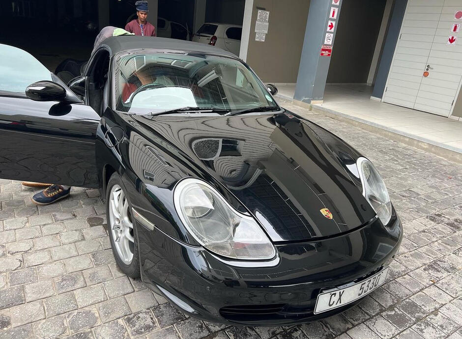 Our comprehensive detailing packages are tailored to meet the needs of even the most discerning car owners.